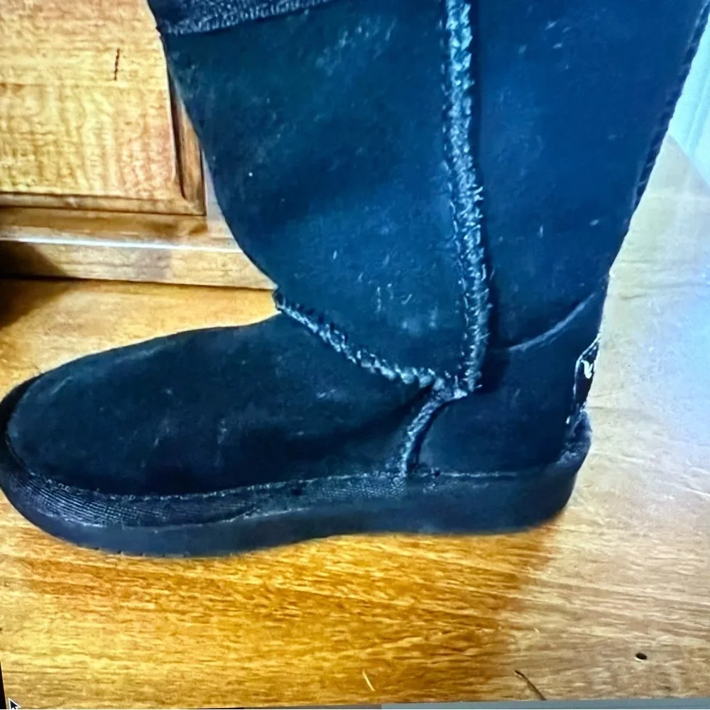 Ugg toddler, black suede boots‎ size 5 snow winter